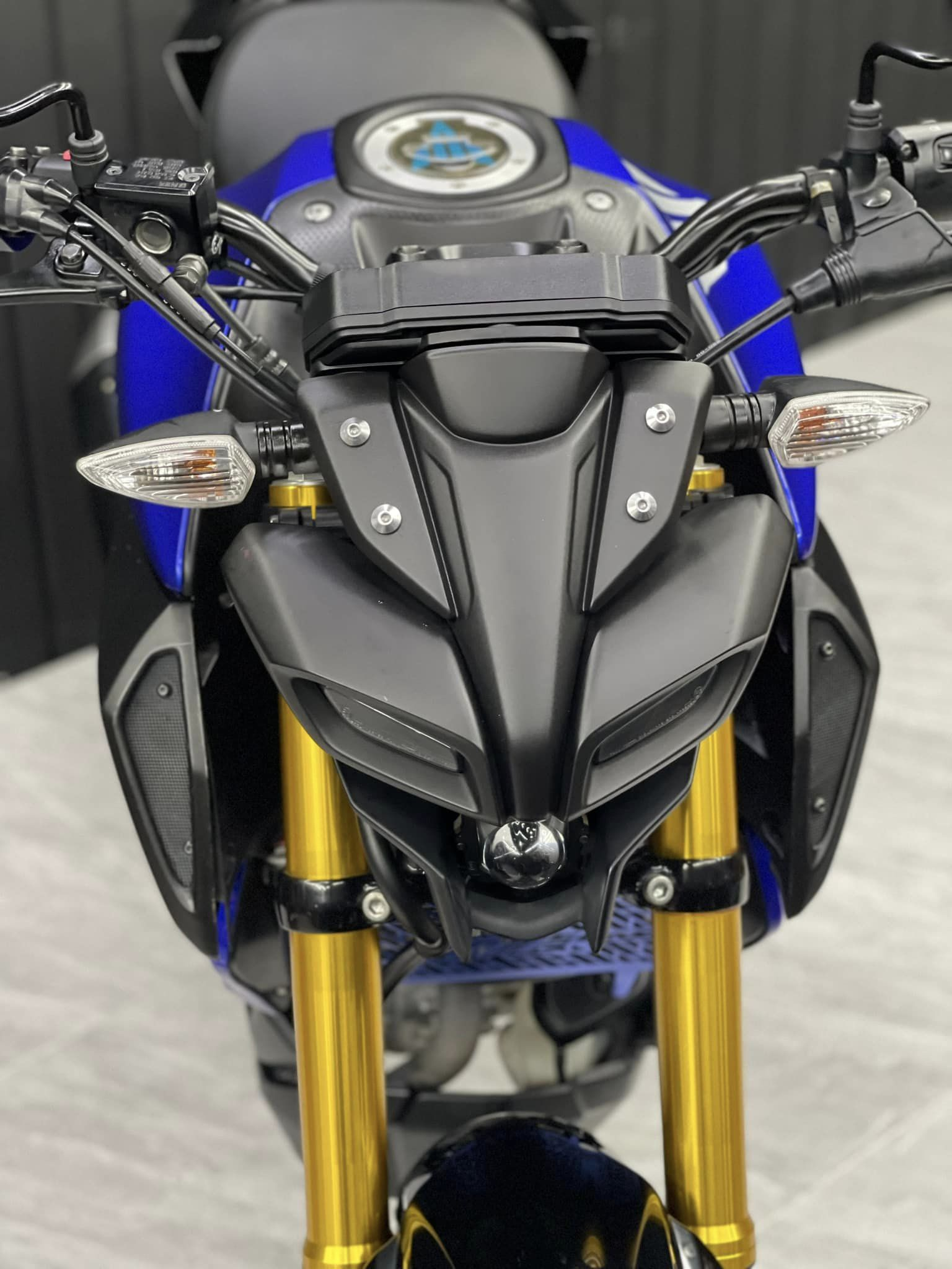 1688780934_ga5p4fmsyrbwnwvn_1688788699-phpa7lxvx review-chi-tiet-mt-15-moi-nhat