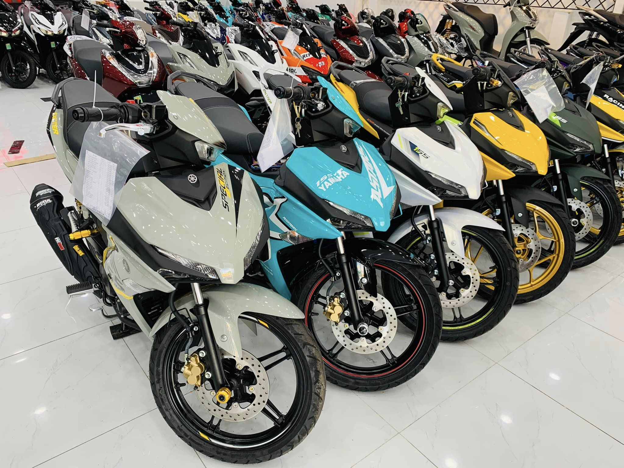 dia-chi-ban-xe-nhap-khau-gia-tot-tai-tphcm