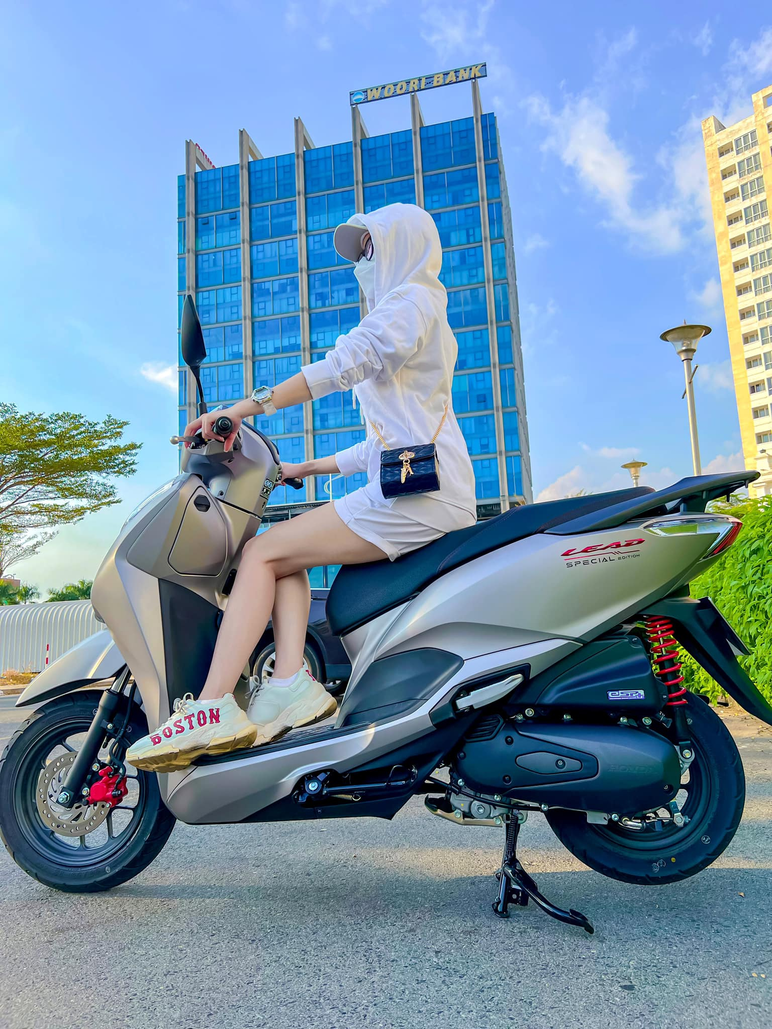 1690939738_mjboluafx5tdcubk_1690940909-phpwgvpri review-chi=tiet-honda-lead-dac-biet