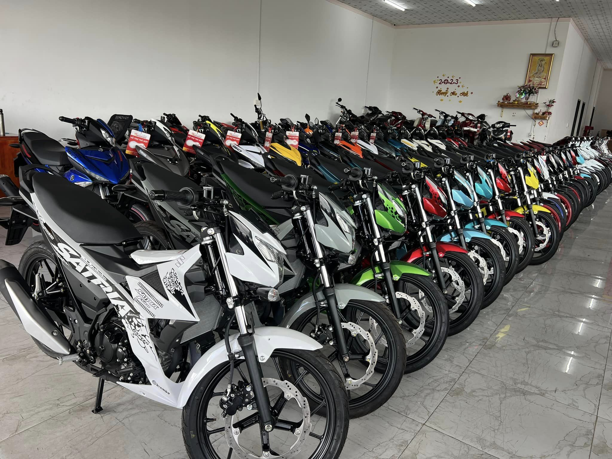 1691112811_cvzkqfdr76dhu1hs_1691118639-phpizweyv review-chi-tiet-xe-satria