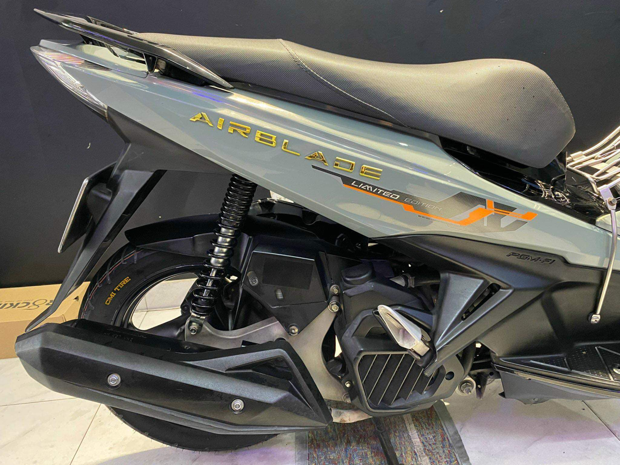 1700540567_5ga1b8rkmq2isl0e_1700541880-phppnq1ov gia-xe-air-blade-moi-nhat