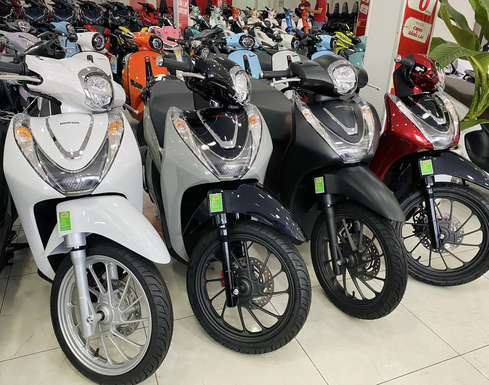 1701856097_utl4ag3sprz287e0_1701859070-phptlf2tq gia-xe-may-honda-moi-nhat