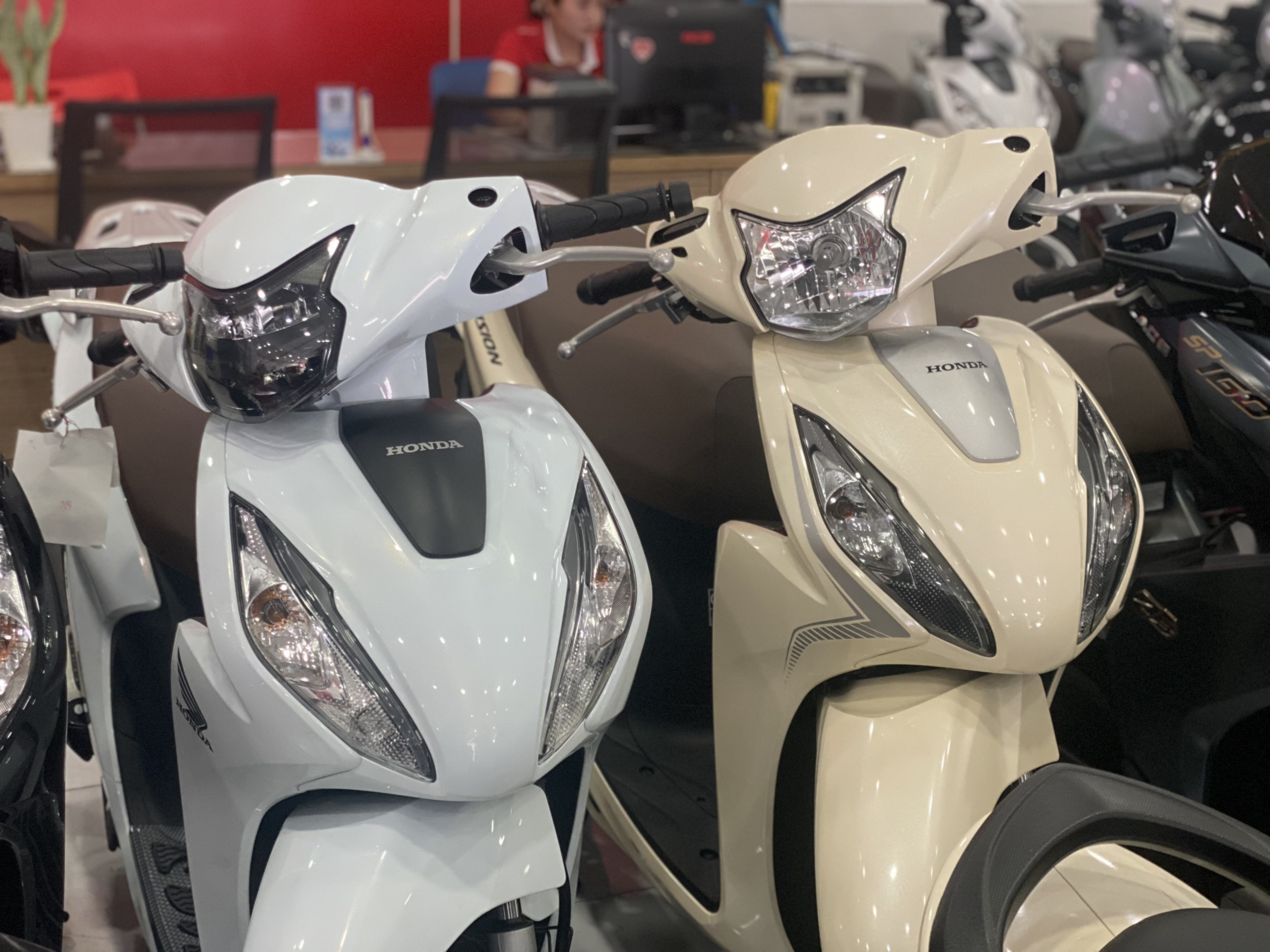 1701856270_xrjs4vaopekmfi8x_1701857644-phprxzcoi gia-xe-honda-2024-moi-nhat