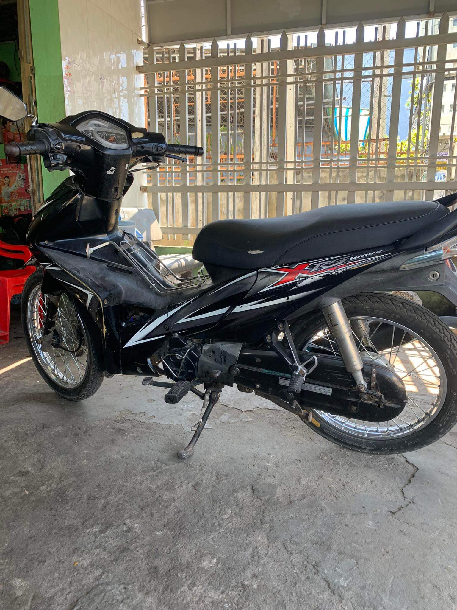 1702099242_1mpeufzlcsota3ja_1702103895-phpcxxm6h review-chi-tiet-rsx-nan-hoa-2023