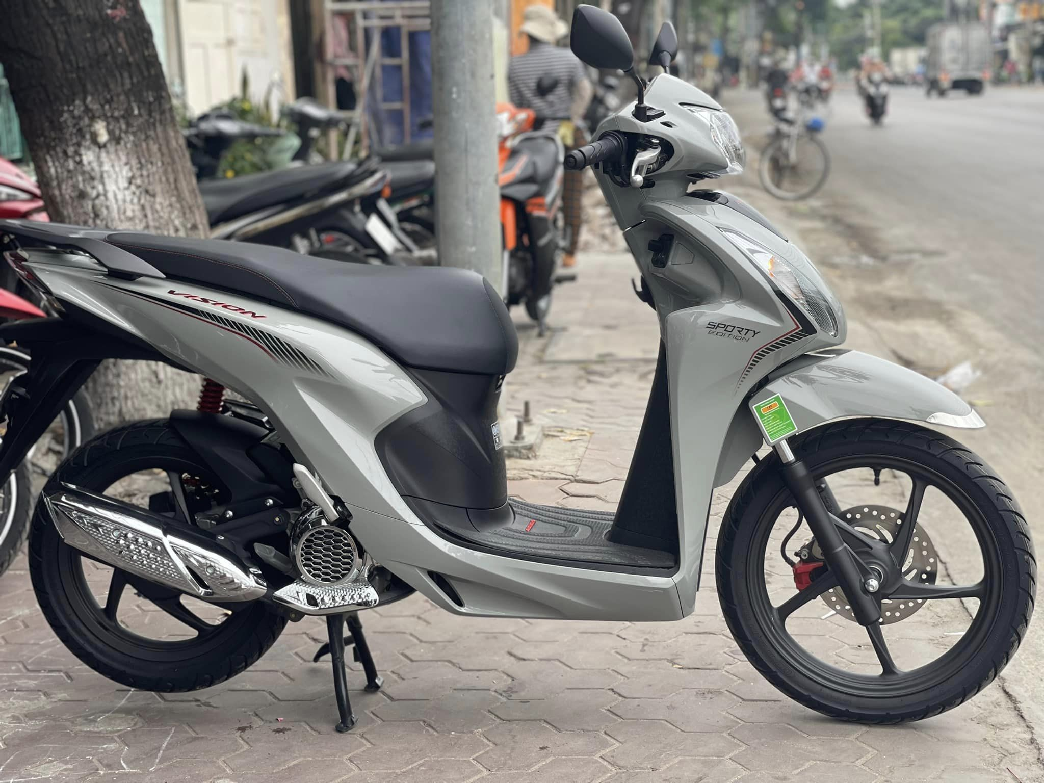 1703128278_20otnvqsolcva7xd_1703131502-phprny0ds gia-xe-vision-2023-moi-nhat