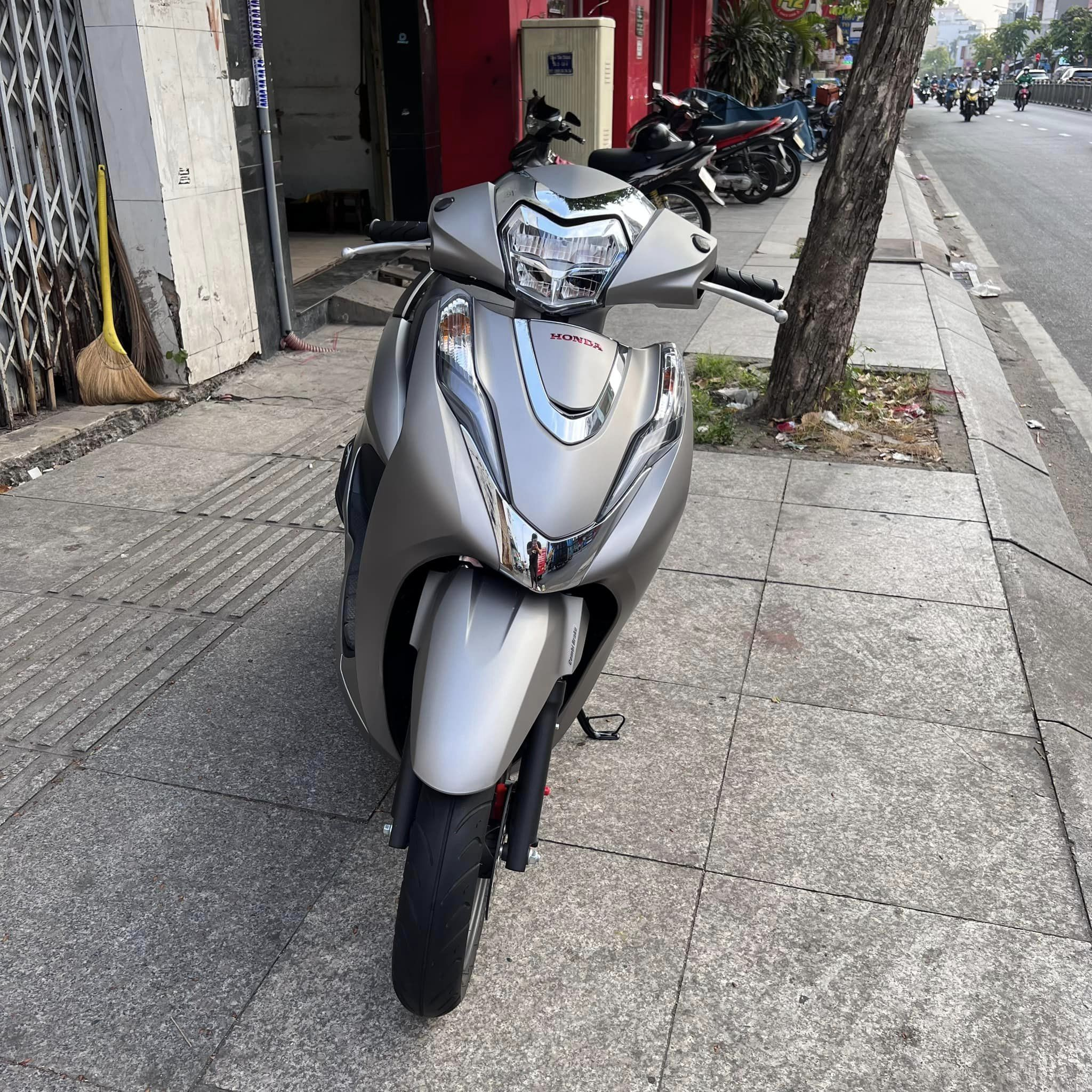 1704532930_ct1ks7dhrgaou4ei_1704535957-phpnj7utx bang-mau-xe-lead-2023