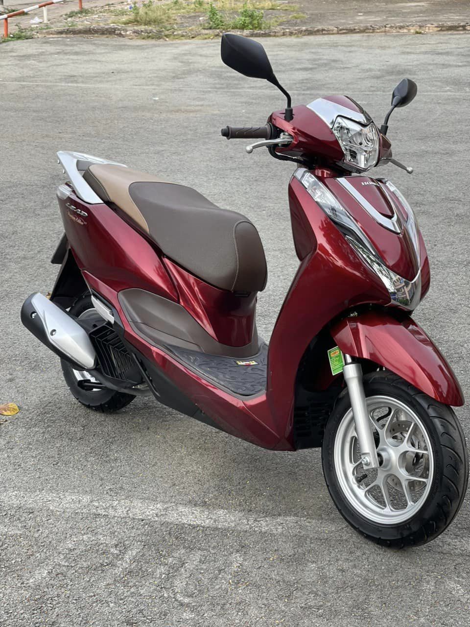 1704533829_kia1nhqfwauw3px9_1704540468-phpbugglh bang-mau-xe-lead-2023