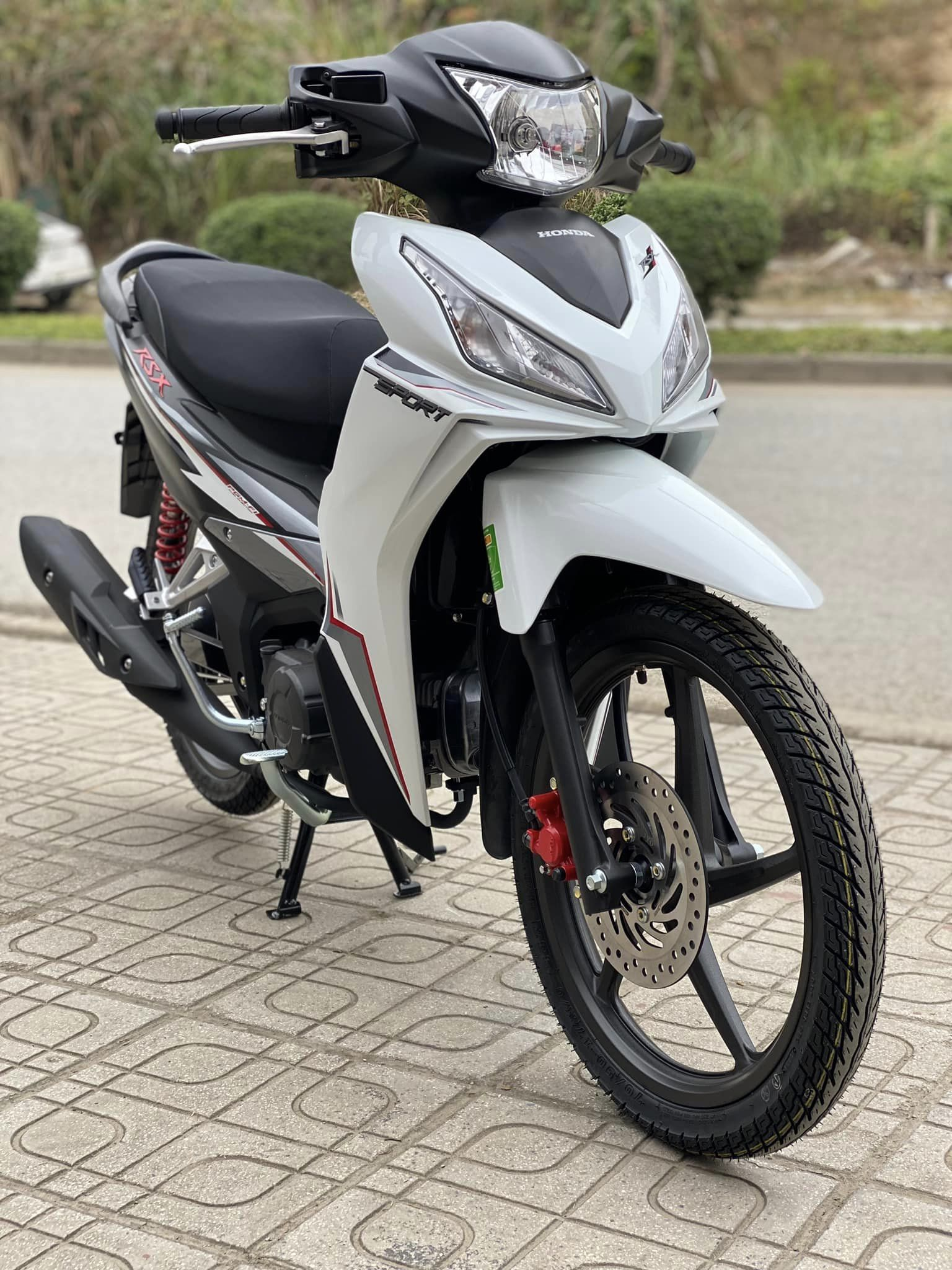 1706185963_vtbgbv0r2pz9zohw_1706185994-phpaklxyz gia-xe-future-2023-lan-banh