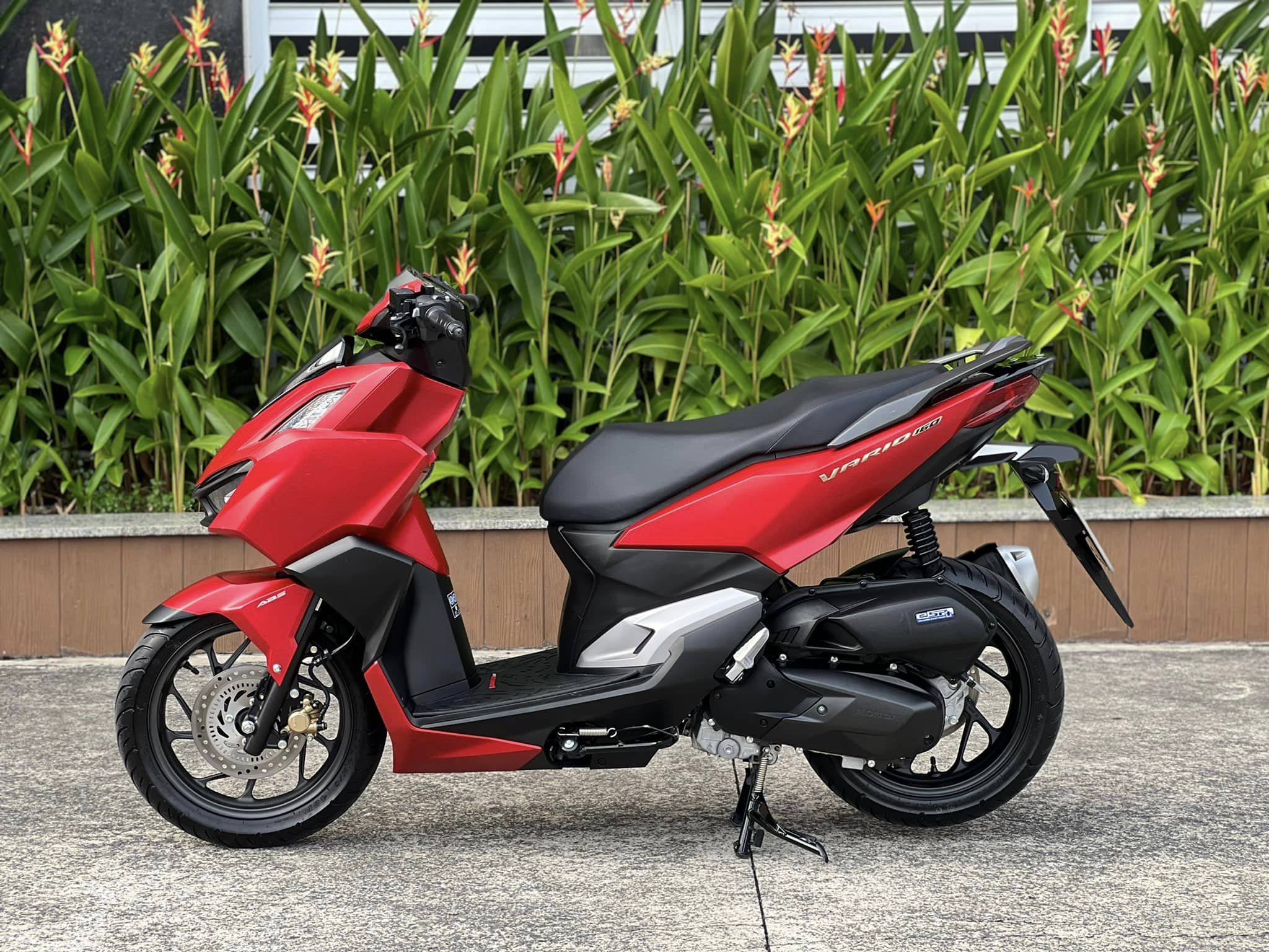 gia-xe-vario-160-abs