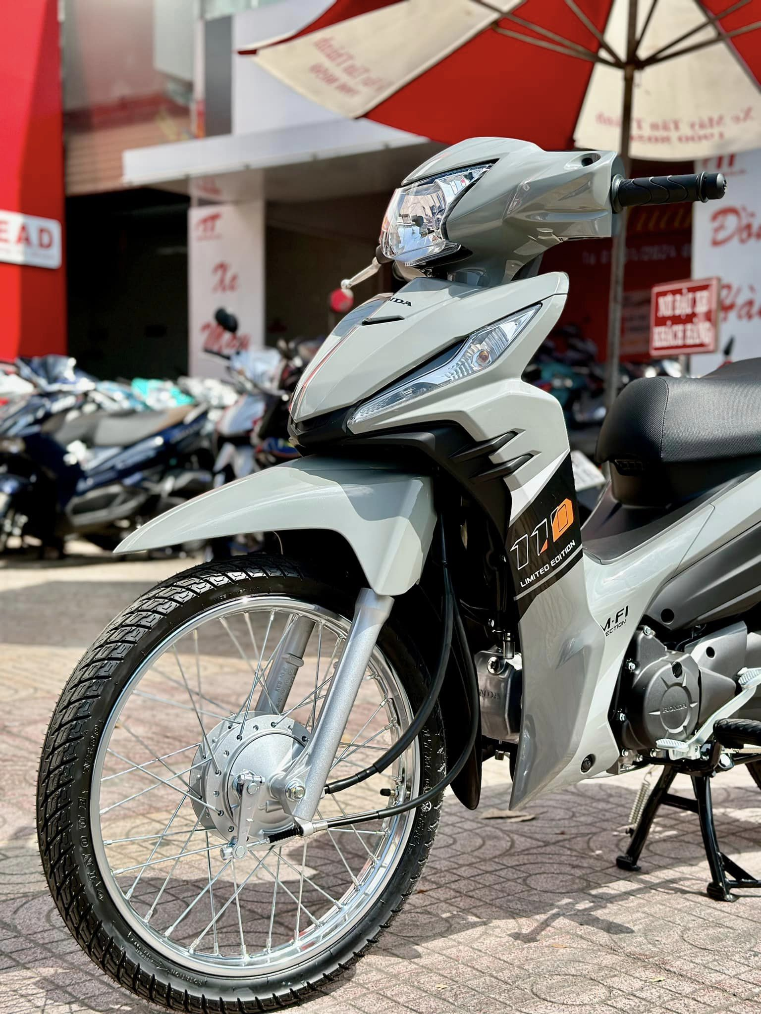 1706860124_ieap3vscuwm5fntb_1706862947-phpbdigbu bao-gia-xe-may-rsx-2023