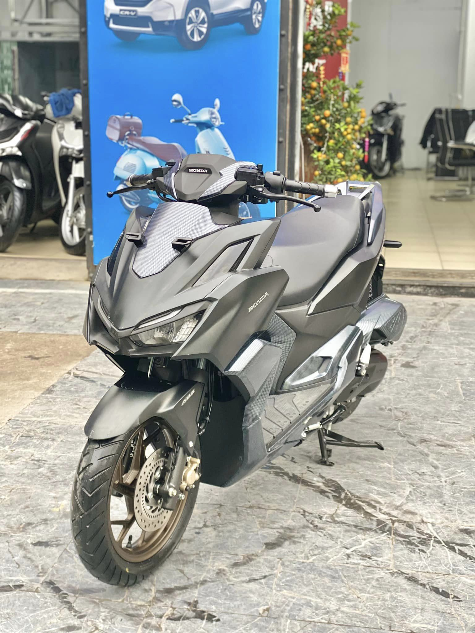 1707190836_ntr7qu8ctjh5rb0m_1707191708-php8fbm7b vario-160-gia-bao-nhieu