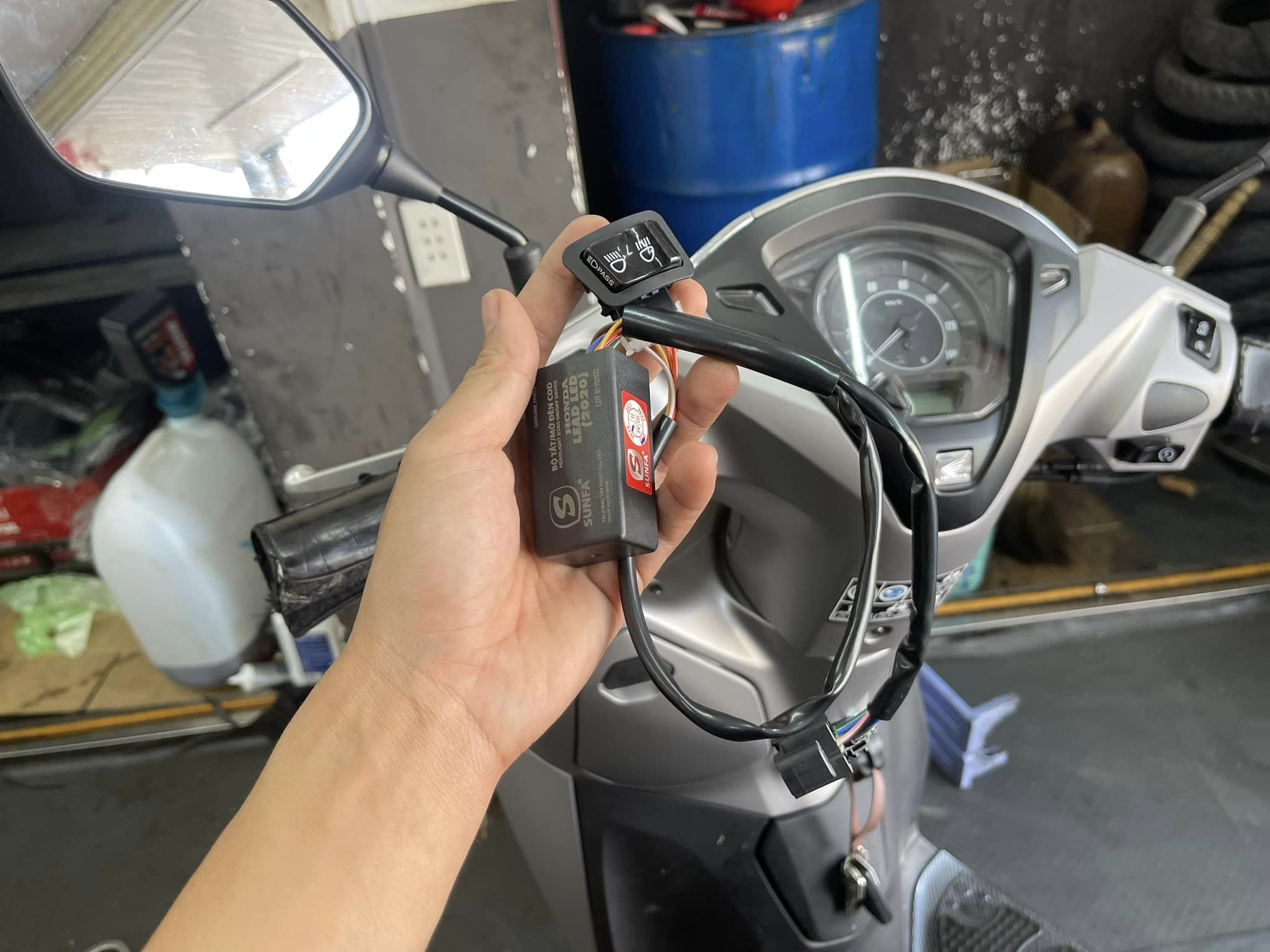 1712197288_xekvekbldoz3flba_1712205648-phpmcyeg9 phu-tung-xe-may-2024