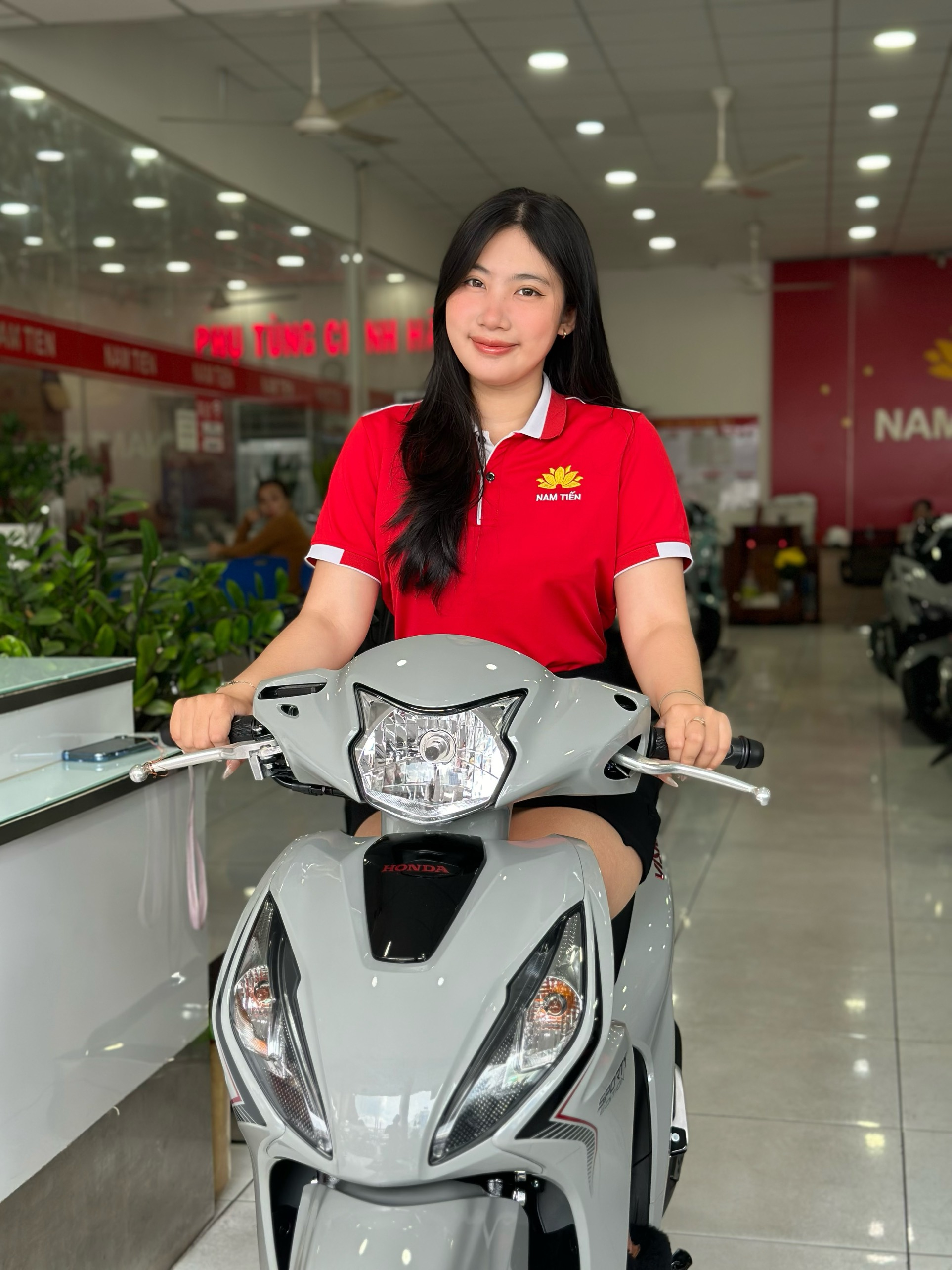 1715755851_emubsyvdwqglf061_1715765781-phpxxrpzr den-xe-vision-the-thao