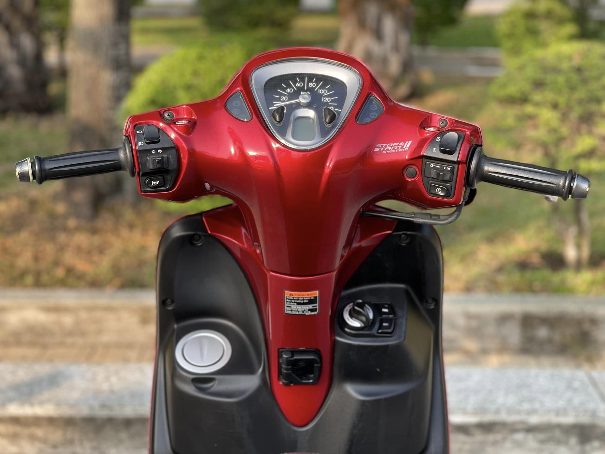 1716607954_qwcvksacqg4edt60_1716617101-php7rmewz mat-dong-ho-yamaha-latte