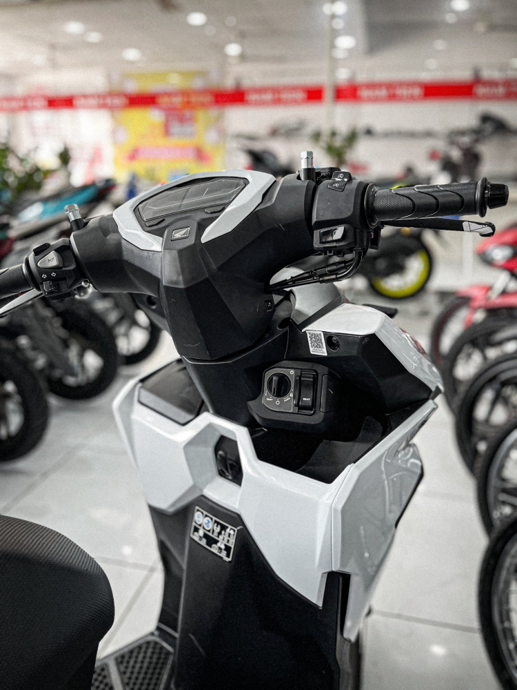 1717034845_ui1vcnwkqk5b26et_1717042171-phpph5tcs khoa-thong-minh-vario-125-2023