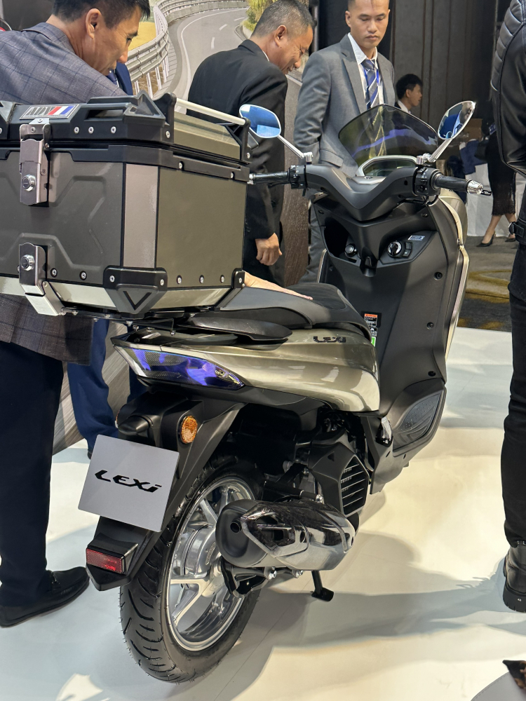 1717682416_1ftgd4znqc3f5h9w_1717690824-phpyn90fd xe-yamaha-lexi-2024