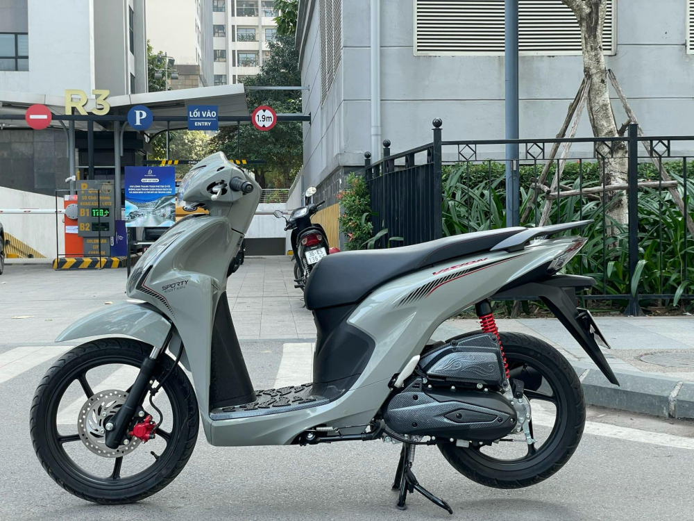 1718680063_pybqe3mlrvifrvdc_1718682373-phpci1qci mua-xe-vision-tra-gop