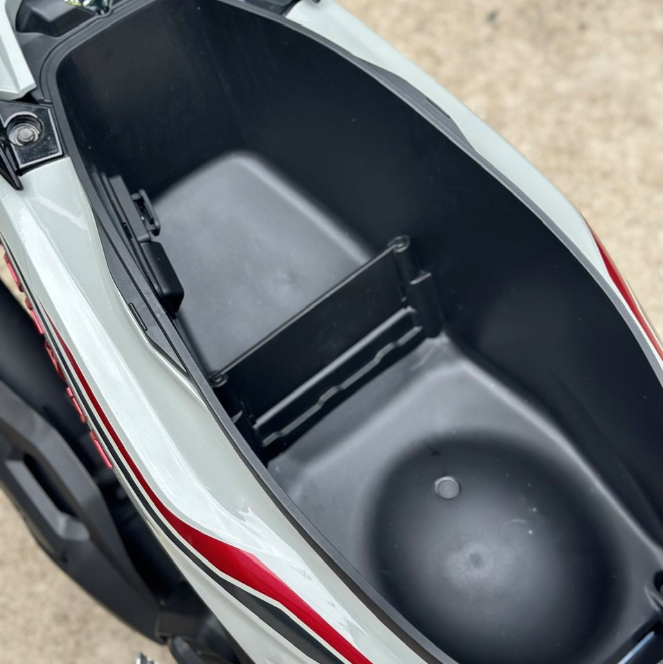 1718957981_lujkiiytfnez2xs1_1718963240-phplb9ieg Cốp xe air blade 160 2025 thể thao