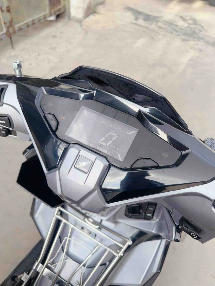 1718963287_thgkdapao7l4bfcj_1718969310-php6fxizh xe-honda-air-blade-150