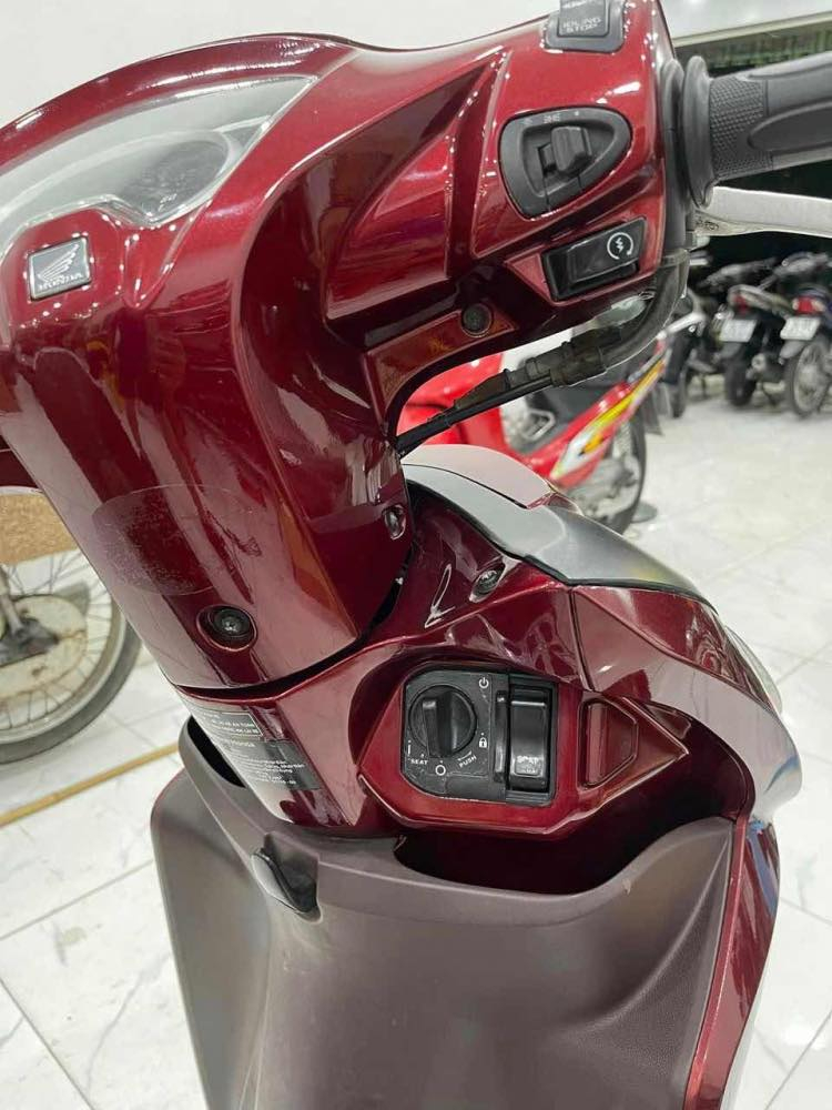 1720169190_rvvzxlihztupnyur_1720173025-phpyubx69 cach-mo-khoa-xe-vision-2023