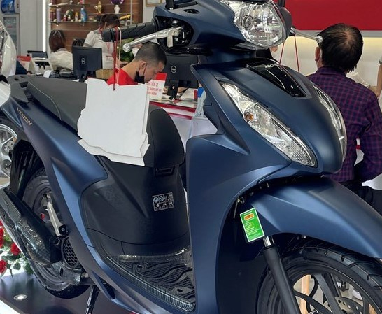 1720582565_byu6tvn0dep4hobc_1720590393-php2bznbt đầu xe vision bản đặc biệt