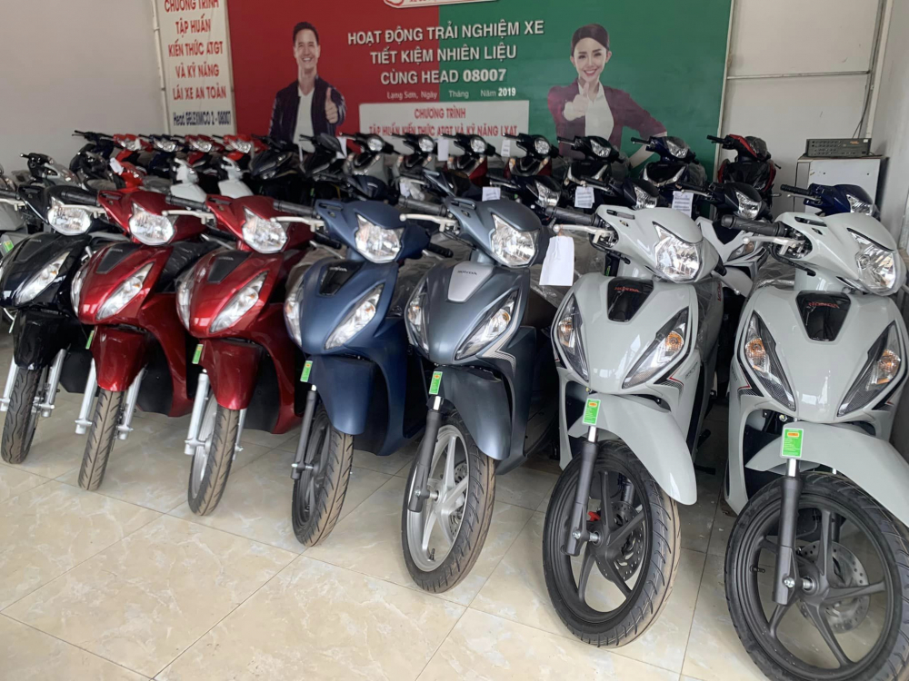 1720583127_ao7grfo09lw8utb2_1720591865-phphnkfey cập nhật giá xe Vision bản đặc biêt 2024