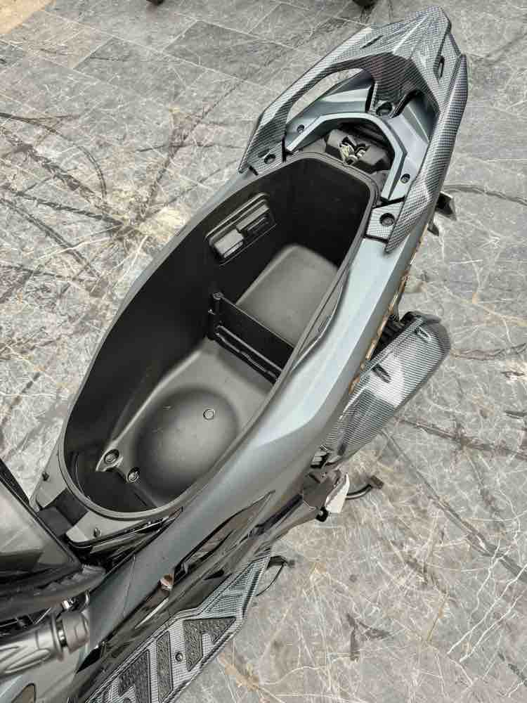 1720665525_75euwvbapixebrz8_1720674129-phpj201hr air-blade-160-abs-ban-dac-biet