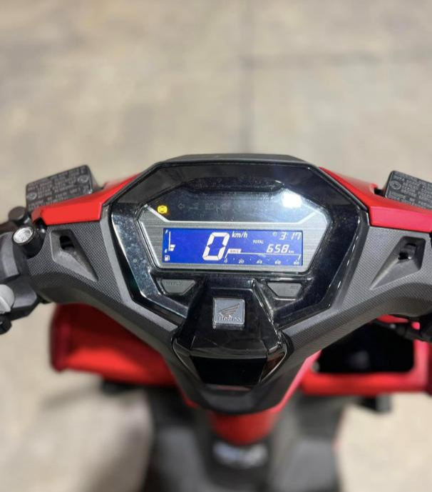 1725421008_7kvqra9j5cwm1p0g_1725424792-phpnfqevw mat-dong-ho-xe-vario-160