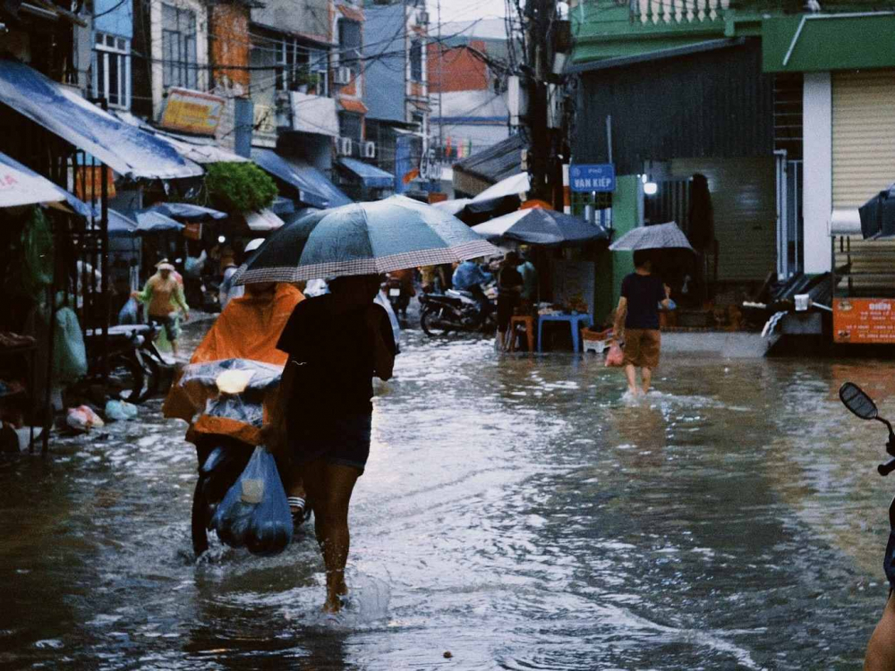 1726115617_67w8kmrqbwtvizpu_1726121339-phpff2iyc cách xử lý khi xe máy bị ngập nước