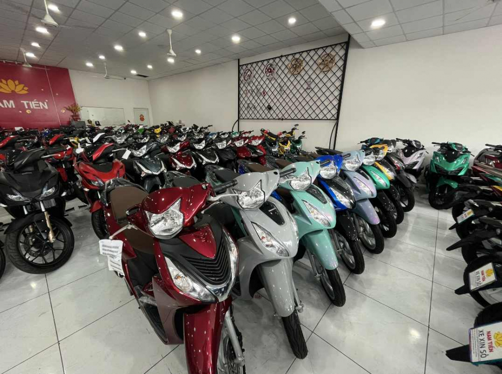 1726219098_a5if81sdlvxrknqt_1726223891-phpl4qkvs mua-vision-the-thao-tra-gop