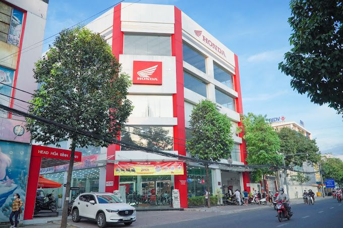 1726221541_h3kcz1ujdrnzgemo_1726228411-phpbyhuaz head hòa bình minh