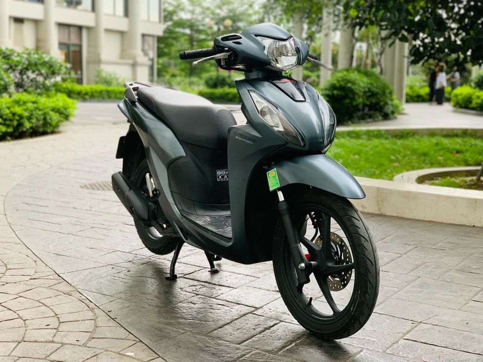 1726574628_0zu2mlcqypo6xivs_1726580635-phpjsvp9m giá xe vision tại hồ chí minh