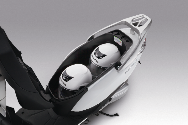 cop-dung-do-1372-1383883479 tien-ich-xe-lead-2022