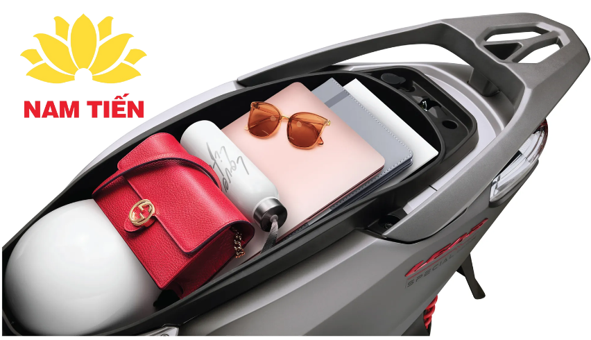 unnamed-20 Honda-Vision-va-Honda-Lead